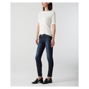 Adriano Goldschmied Jeans.